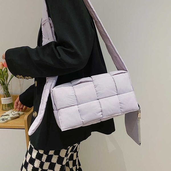 8A qualità Cassette Botegss Ventss borse tessute in vendita Spazio vestito di cotone plaid cuscino borsa da donna 2023 nuova spugna moda autunno e inverno con logo reale DQN3