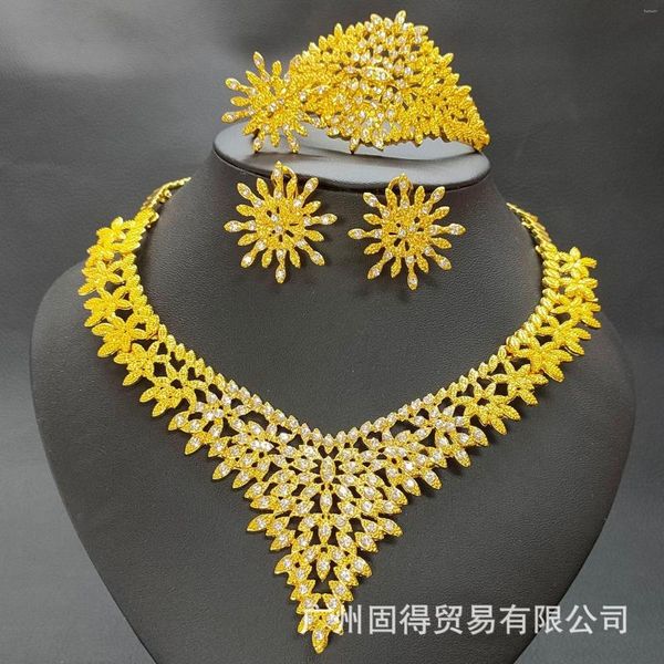 Catene Dubai 24k Foglia Set di gioielli con diamanti pieni Collana da sposa in oro africano Orecchini Bracciale Anello