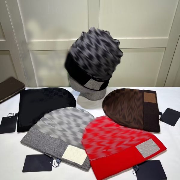 Yün Beanie Şapkalar Erkekler için Chapeau Örme Şapkalar Tasarımcılar Kadın Kış Sıcak Açık Açık Eski Çiçek Ekose Kafatası Kapı Gündelik Moda Çok Renkli Siyah Kahverengi MZ017