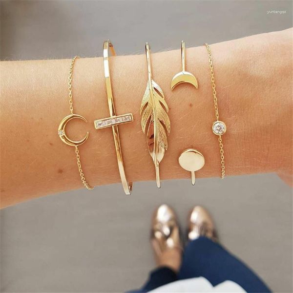 Charme pulseiras 5 pçs/set boho cor de ouro para mulheres punk geométrica lua pena strass corrente pulseira conjunto criativo jóias presente