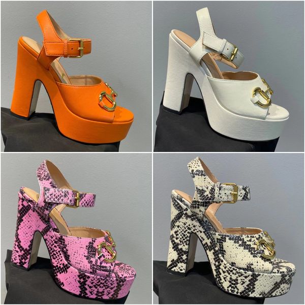 Damen-Plateau-Sandale mit Horsebit-Design, modische Sandale mit Python-Aufdruck, Luxus-Sandale aus echtem Leder, hochwertige Python-Aufdruck, hochwertige High-Heel-Sandale im Freien