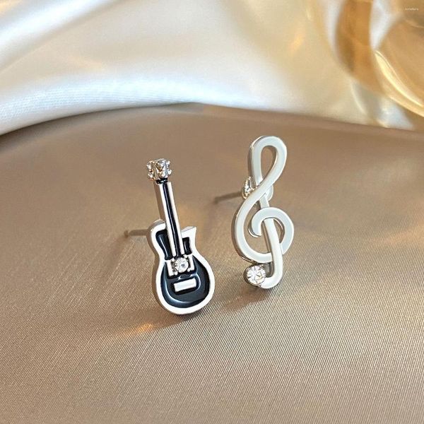 Серьги-гвоздики серебряного цвета, милые скрипки, гитары, ноты, циркон, асимметричный музыкальный инструмент, женские ювелирные украшения, подарки 2023