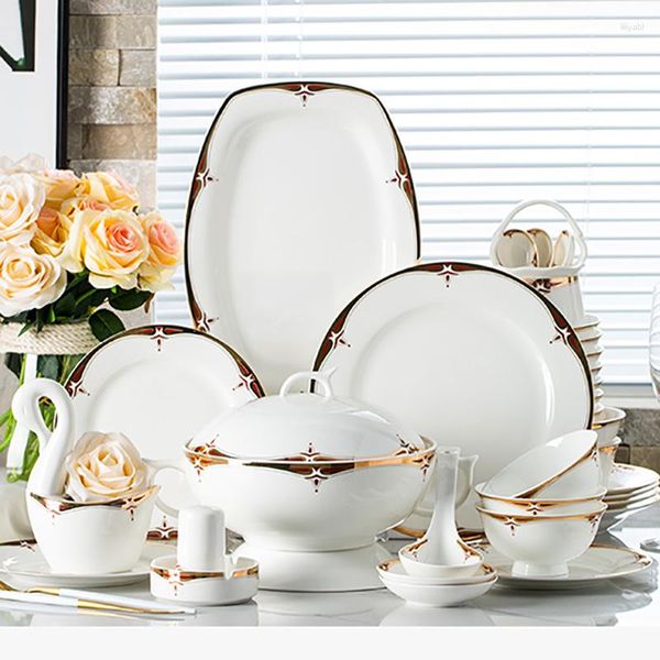 Set di stoviglie Jingdezhen Bone China Stoviglie Ciotola e piatto Set Europeo Semplice Piatto in ceramica Combinazione di bacchette cinesi