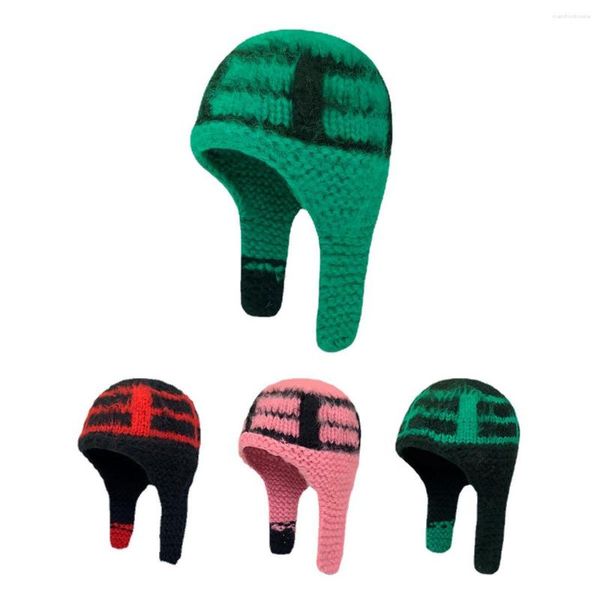 Berretti invernali femminili Skullies cappello da donna fatti a mano da uomo lavorato a maglia regalo per feste autunno primavera cappelli a cuffia all'uncinetto berretto con paraorecchie