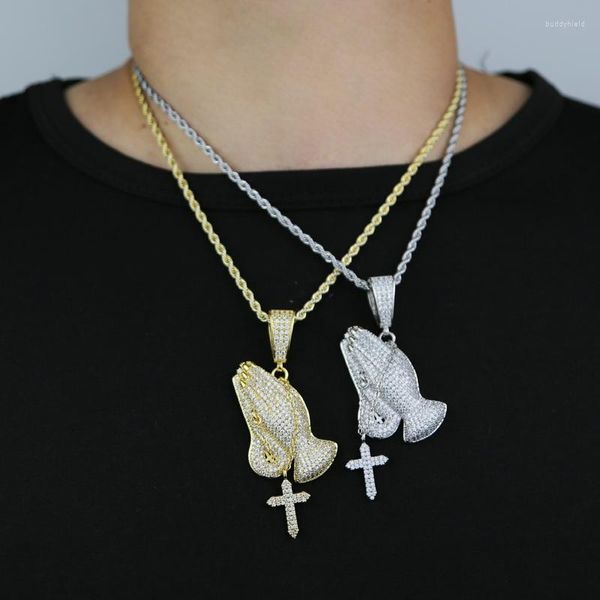 Catene Religiose Mano in preghiera da donna con collegamento sottile Collana con ciondolo croce con ciondolo Bling CZ Pavé Girocollo Stile punk Gioielli regalo Uomo