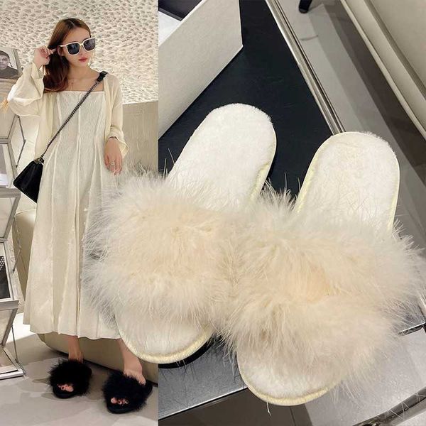 Chinelos Sapatos Femininos Chinelos Flat Slides Moda Fur Flip Flops Low Flock Mulheres Thongs 2023 Luxo Pelúcia Haiian com Pele Roma Borracha X0905