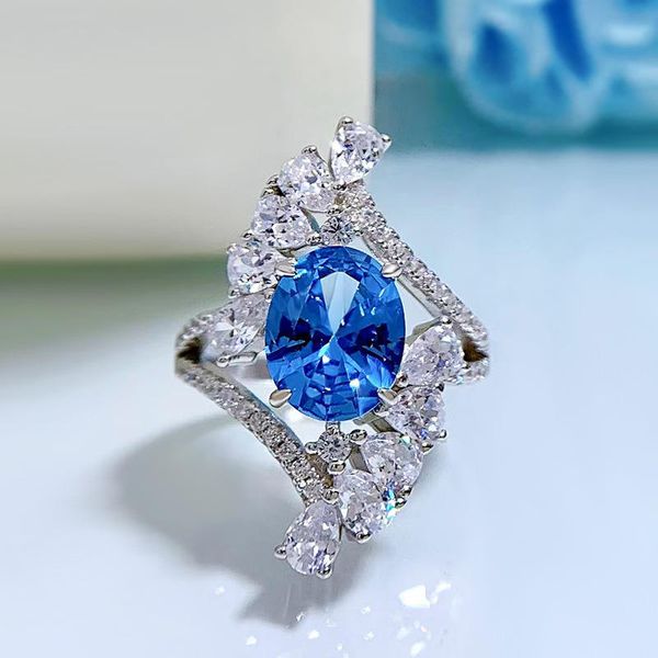 2023 Nuovo anello in argento sterling 925 con zaffiro ovale 8 * 10 Anello con diamanti ad alto tenore di carbonio di alta qualità per le donne gioielli hiphop regalo