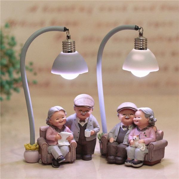 Dekorative Objekte Figuren Link für Drop Großeltern Modell Ornament Kreative Sweety Lovers Paar Ornamente für Bürotisch Geschenk 230906