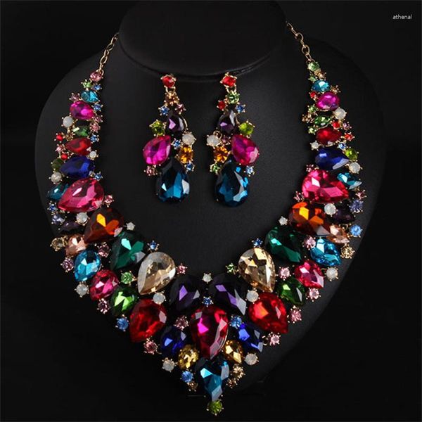 Correntes Europeias e Americanas Super Espumante Cristal Vidro Gemstone Colar Brinco Conjunto Jantar Vestido Acessórios Exagerados Atacado