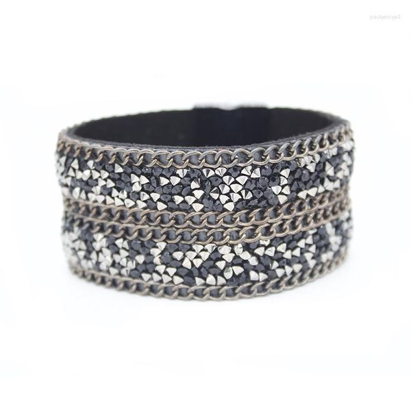 Bracelets de charme Bracelet de forage en cuir de mode personnalité créative pour les femmes bracelet de poignet au détail en gros et en gros
