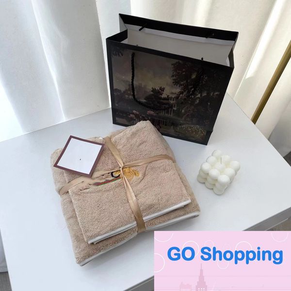 Großhandel Modemarke Coral Fleece Badetücher Handtuch Geschenkset Haushalt Weiche Freizeit Reise Dusche Badetuch Factory Outlet