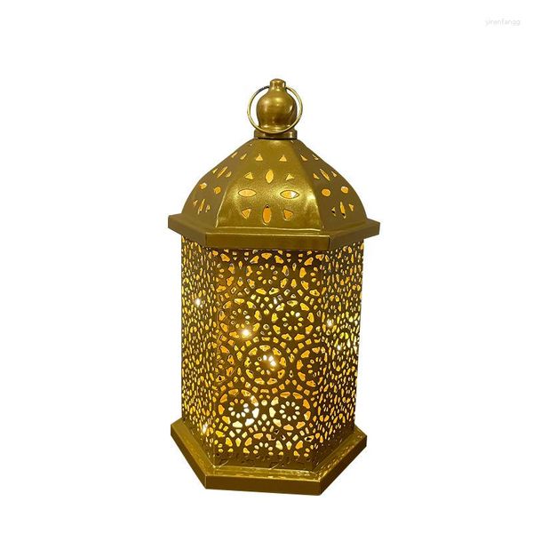 Portacandele Lampada vintage in ferro marocchino Lanterna in metallo dorato Pilastro Nordic Velas Y Soportes Decorazioni per la casa