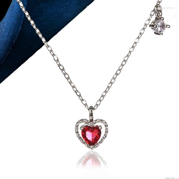 Catene FoYuan Colore argento Edizione coreana Collana con colletto a cuore rosso personalizzato Collana da donna Eleganza minimalista Gioielli