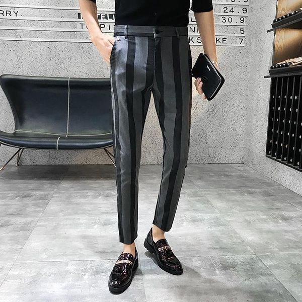 Pantaloni da uomo leggeri Pantaloni eleganti estivi slim fit alla caviglia a righe da uomo skinny streetwear da ufficio