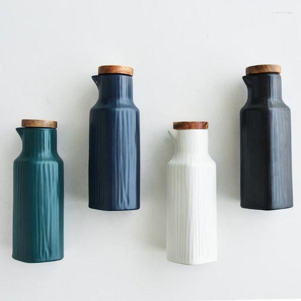 Vorratsflaschen Keramik-Essigflasche, kreative reine weiße Sojasauce im europäischen Stil, einfacher Desktop-Öltopf, El Restaurant, Pfefferstreuer
