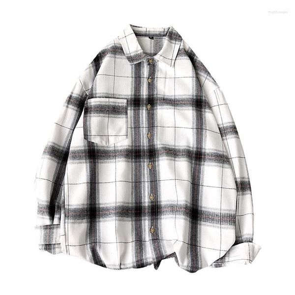 Camicie casual da uomo Camicia a maniche lunghe a quadretti per la versione coreana Tendenza Primavera/Estate Coppia cachi Cappotto stile Hong Kong da uomo