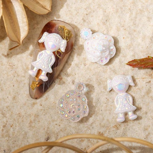 Decorazioni Nail Art 50 pezzi Ciondolo Aurora Rose Bambina Principessa Conchiglia Tridimensionale Camelia Perla Bianca Pasta di Palma