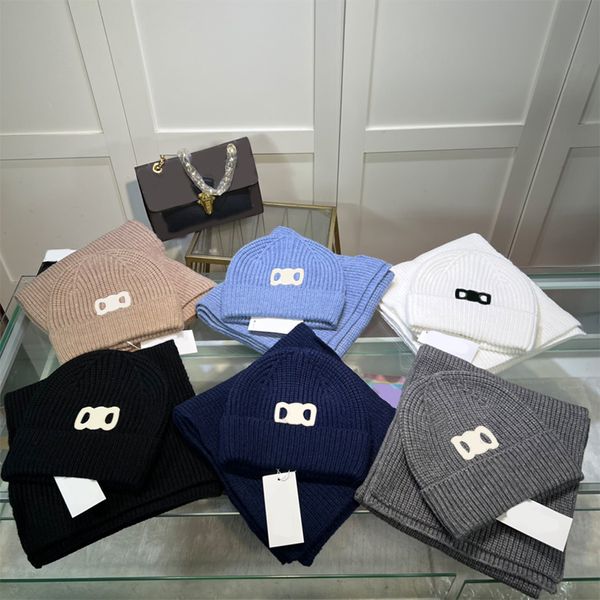 Sciarpe invernali Sciarpa lavorata a maglia Beanie Suit Lettere calde Design per uomo Donna Scialle Collo lungo 6 colori Cashmere All'aperto Antivento