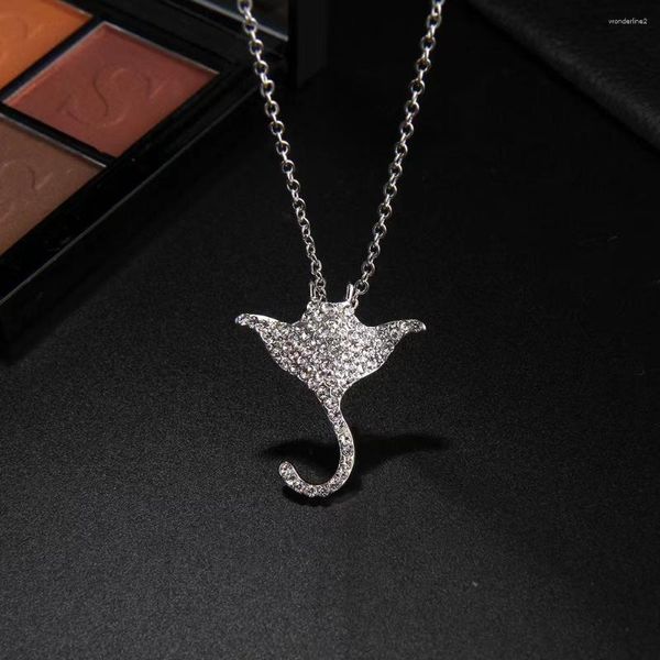 Anhänger Halsketten Gojomem Vintage Mantarochen Fisch Halskette Für Frauen Mädchen Mit Voller Kubischer Zirkon Trendiger Modeschmuck Besondere Geschenke