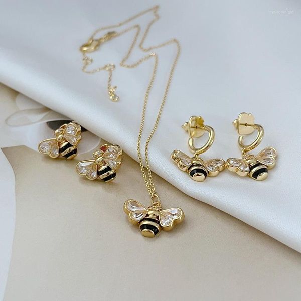 Ожерелье Серьги Набор забавных маленьких пчелиных ушей-гвоздиков Женские украшения
