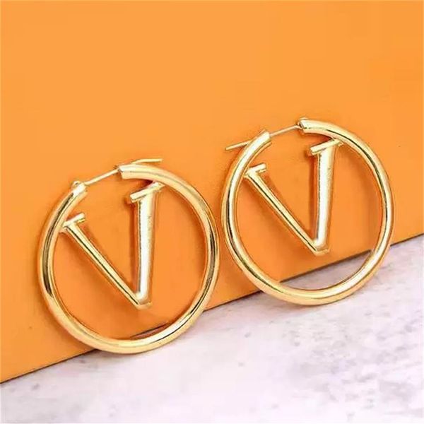 Designer de luxo grande círculo anel de orelha moda feminina brinco de ouro para mulheres jóias clássico carta hoop brincos festa casamento gift217l