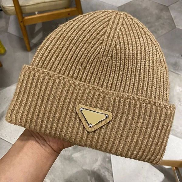 Fabrika Toptan Örme Şapka Tasarımcısı Beanie Cap Mens Sonbahar Kış Kapakları Lüks Kafatası Kapakları Günlük 15 Renk