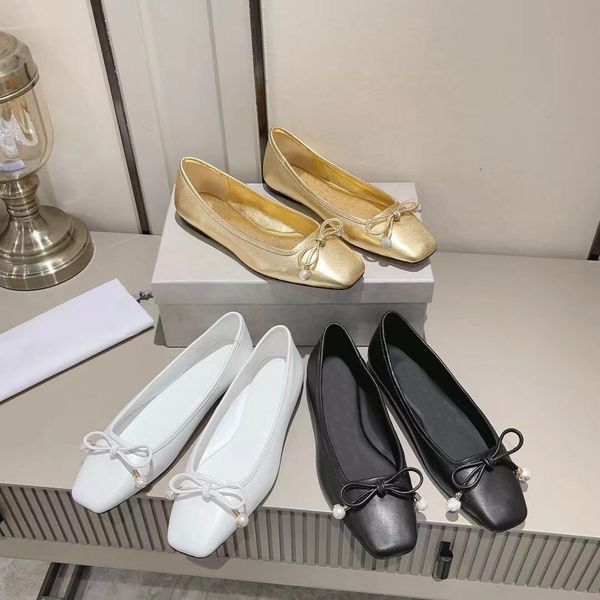 Tasarımcı Elme Düz Loafers Kadın Günlük Ayakkabı Bow Pearl Semelleme Altın Metalik Resmi Ayakkabı Deri Sole Parlak Deri Düz Ayakkabı Düğün Ayakkabıları
