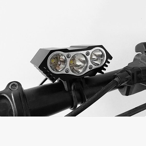 Luci per bici 3xT6 LED Luce anteriore per bicicletta MTB Faro Lumen Impermeabile Ampia gamma Super luminosità Lampada da ciclismo per esterni BC0532 230907