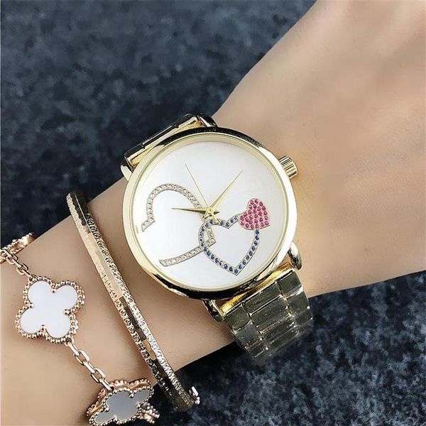 Orologi da polso al quarzo da donna di design alla moda per donna Ragazza Cristallo colorato Motivo a cuore color pesca Quadrante Fascia in acciaio al quarzo 2465