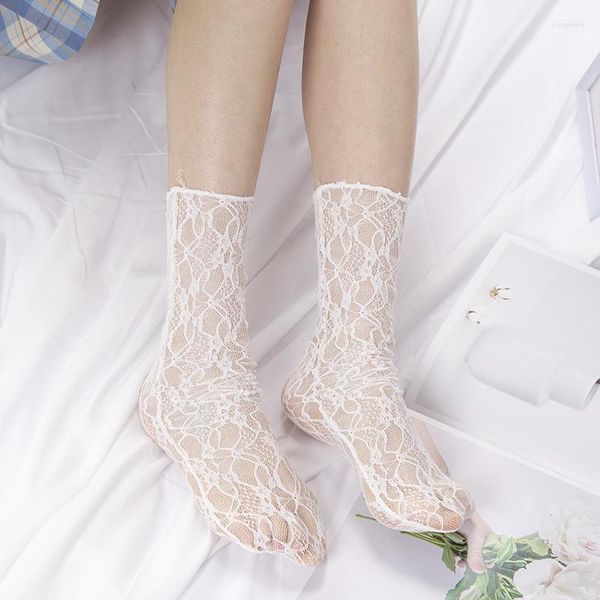 Frauen Socken Retro Spitze Floral Mädchen Japanische JK Mesh Lolita Dünne Mittelrohr Mädchen Weiß Atmungsaktive Nette Kawaii