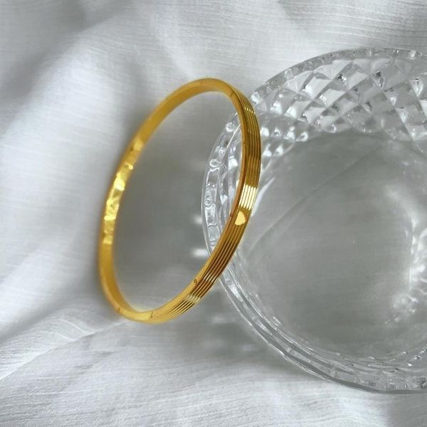 Bangle 2023 estilo chinês 520 amor relógio titânio aço banhado pulseira de ouro 18k para mulheres