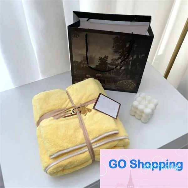 2023-Großhandel Mode Fleece Bad Handtücher Handtuch Geschenk Set Haushalt Weiche Freizeit Reise Dusche Bad Handtuch