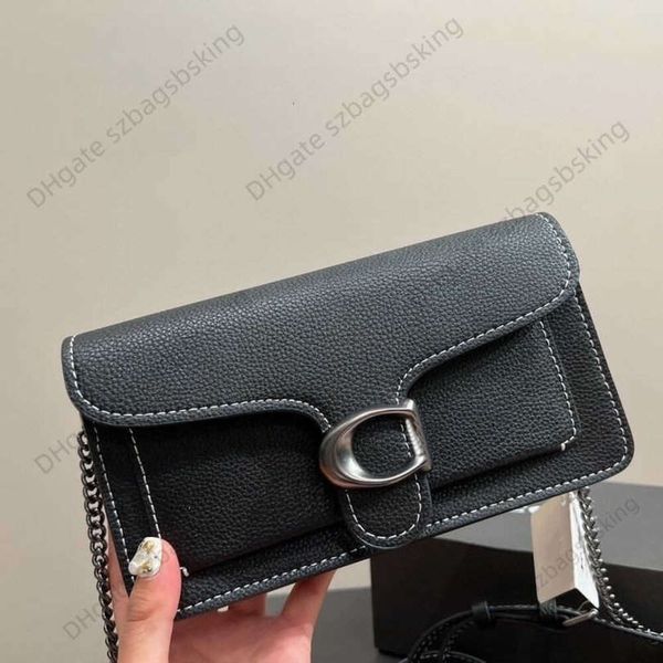 Designer Dionisianos Bolsa Bolsa de ombro CoACS Manfem de couro Menção Menção Magnética Clipe de Couro Quadrado Corrente de Luxúria Bolsa Crossbody