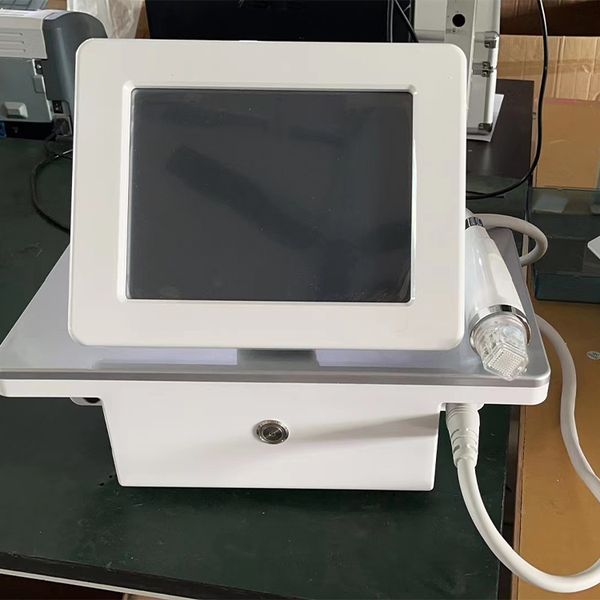 Entfernung Falten Fractional Rf Microneedle Machine RF Fractional Stretching Skin Microneedle Machine