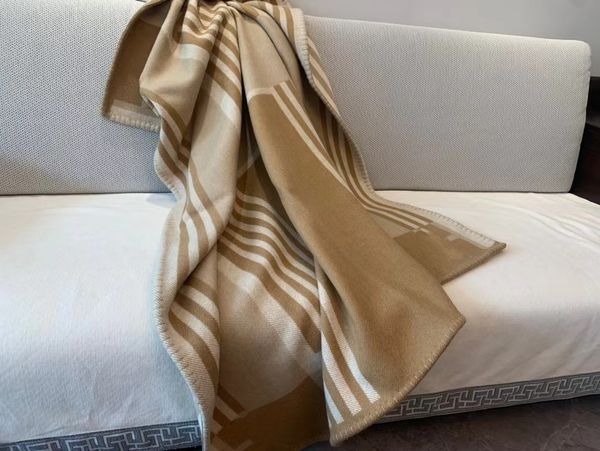 TOP QUAILTY 2023 NEU Farbe Braun Kamel Wolle H Kissen Passende Decke Gleich wie Shop Thick Home Sofa Gute Qualität mit Staubbeutel