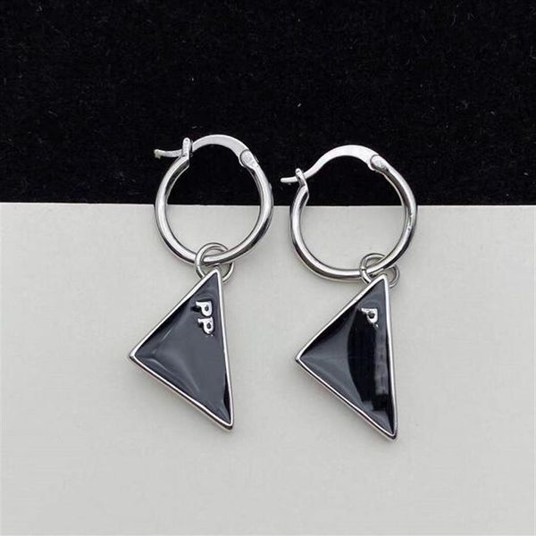 Designer Lettera Triangolo Stud Lungo Ciondolo Nero Bianco Orecchini pendenti Gioielli di moda Matrimonio Orecchini di cristallo di lusso Regali182K