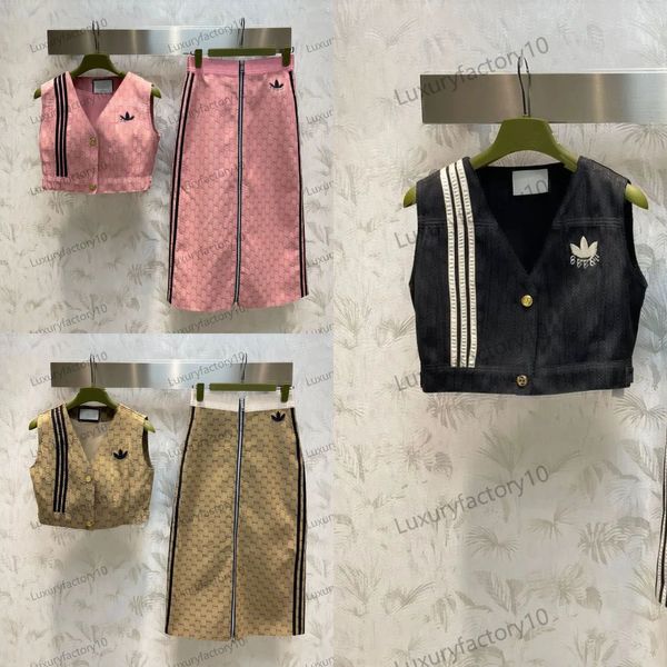 Frauen Tracksuits zweiteilige Kleideranzug setzt formelle Rockshorts -Schichten Kleider Set klassisches Top -Qualität -SML