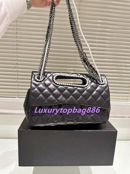 Borse a tracolla della nuova stagione Designer Fashion Handmade Catena di perle Lussi Designers Borsa da donna Vintage 7A Borse di lusso Fashion Lady Borsette con pochette Pelle di vitello lucida