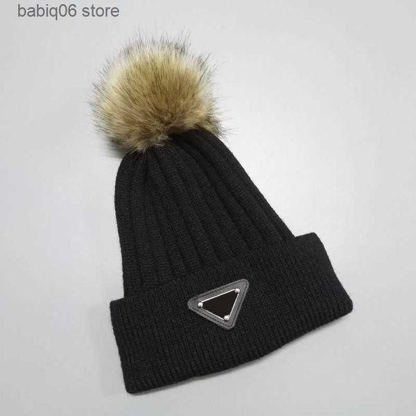 Beanie/Totenkopfkappen Mode Wintermützen Hüte für Frauen Männer Outdoor-Motorhaube mit echtem Waschbärenfell Warme Mädchenkappe Snapback Frau Pompon Schädelhut T230910