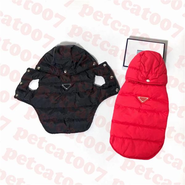 Animali domestici Gilet rosso Cappotto Abbigliamento per cani Triangolo Logo Giacca per animali Natale Cani Capispalla Due colori186u