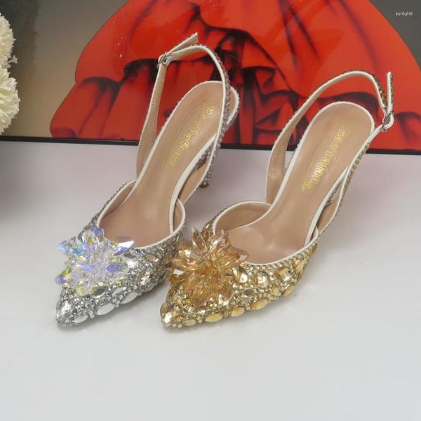 Модельные туфли, поступление 2023 года, туфли-лодочки на высоком каблуке с босоножками и кристаллами и цветком, свадебные туфли золотого цвета на тонком каблуке, модные модные туфли с острым носком