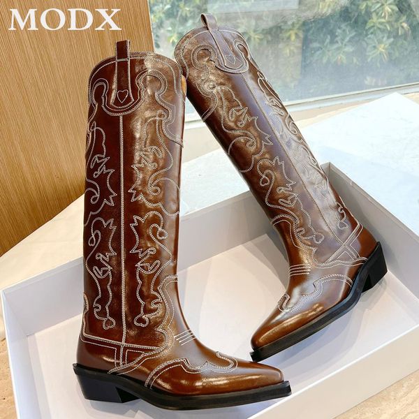 Botas Cowboy Cowgirl para Mulheres Real Couro Bordado Dedo Apontado Midcalf Western Boot Retro Moda Casual Sapato de Alta Qualidade 230911