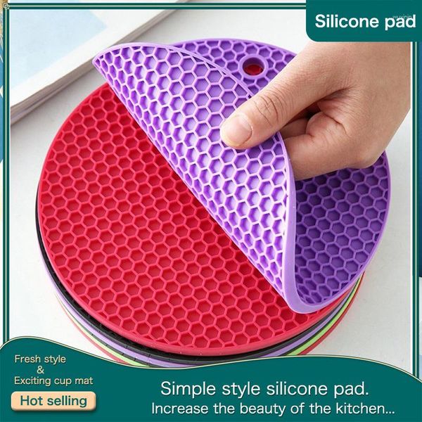 Masa Paspasları Silikon Mat Gıda Sınıfı Malzeme Placemat Slip Olmayan Mutfak Aksesuarları Gadgets Yuvarlak Bardak Pedler