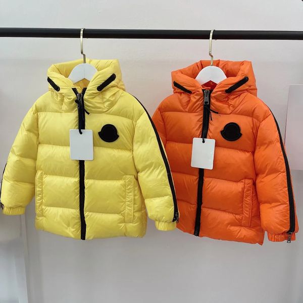 En yeni çocuk ceketleri ceket tasarımcısı katlar çocuk giysi bebek kıyafetleri kapüşonlu kalın sıcak dışarısı erkek kızlar tasarımcılar dış giyim% 90 beyaz ördek ceketleri sarı turuncu ceket