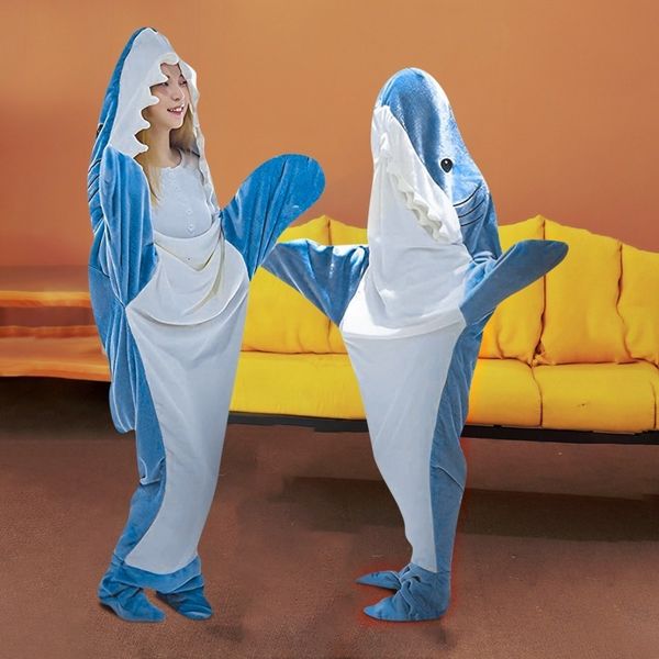 Cobertores Swaddling Shark Onesies Soft Crystal Velvet Shark Cobertor para crianças e adultos com capuz Cobertor quente wearable Saco de dormir Ar condicionado 230911