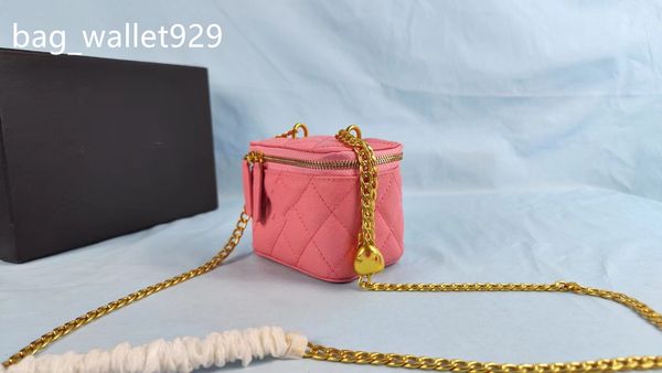 desginer crossbody çanta dişi altın metal zincir çanta cc mektup aşk kalp kozmetik kutusu çantası kadın vücut çantaları çantalar pembe mor makyaj moda omuz çantası kızlar için