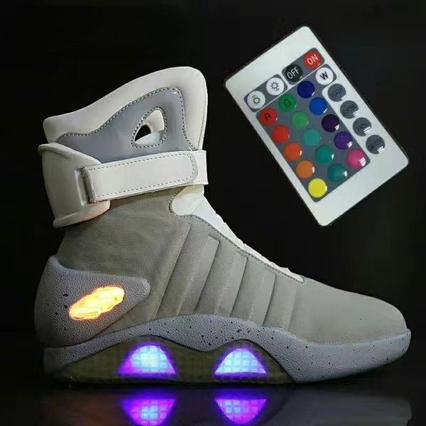 Модельные туфли 7ipupas Мужские ботинки для взрослых USB-зарядка со светодиодной подсветкой и дистанционным управлением для женщин и женщин Зимняя вечеринка «Назад в будущее» 230911