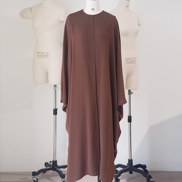 Robes décontractées Haute Qualité Piste Chocolat Soie Robe Formelle Femmes Fin Irrégulière Manches À Manches Cape Élégant 23 Été