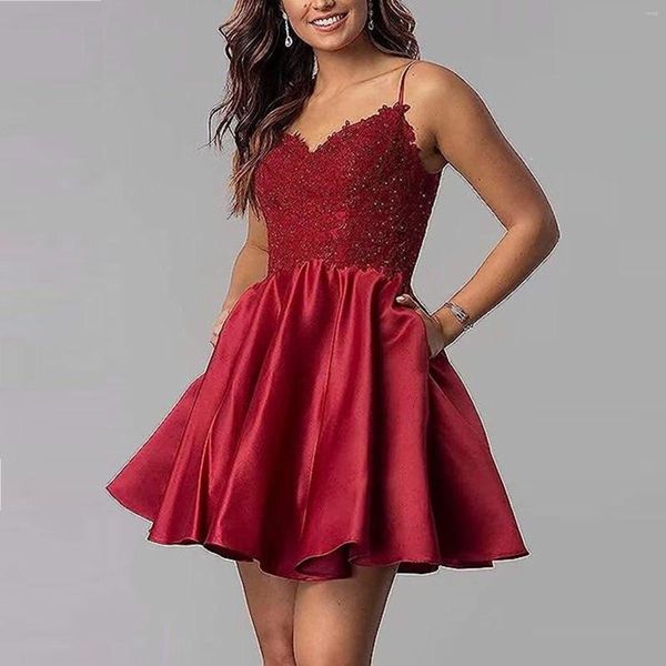 Abiti da festa Modern Red Satin Short Prom Sexy scollo a V Applique Perline Spaghetti Abiti da sera formale Abiti su misura