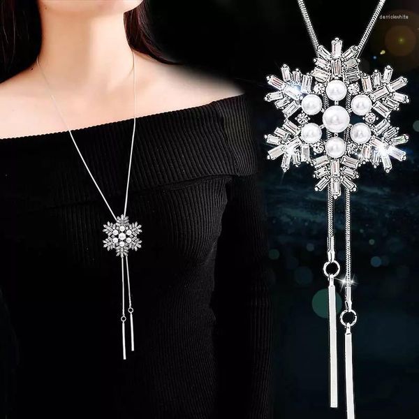 Collane con ciondolo RAVIMOUR Pendenti con fiocchi di neve in cristallo Girocollo con perle sintetiche Collana lunga con perle da donna